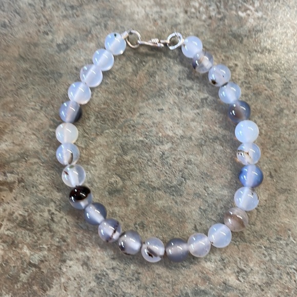 Beaded stackable bracelets - Picture 3 of 4